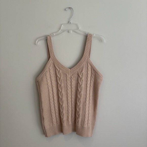 Evereve Maeve Cable Knit V-Neck Sweater Tank 100% Cotton - Picture 2 of 7